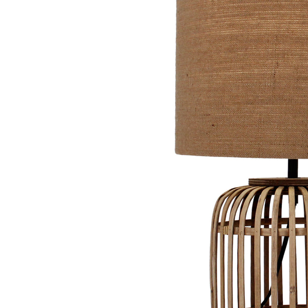 Detailaufnahme der natürlichen Chericoni Woven Tischleuchte. Ideal für eine moderne Atmosphäre und stilvolle Akzente.